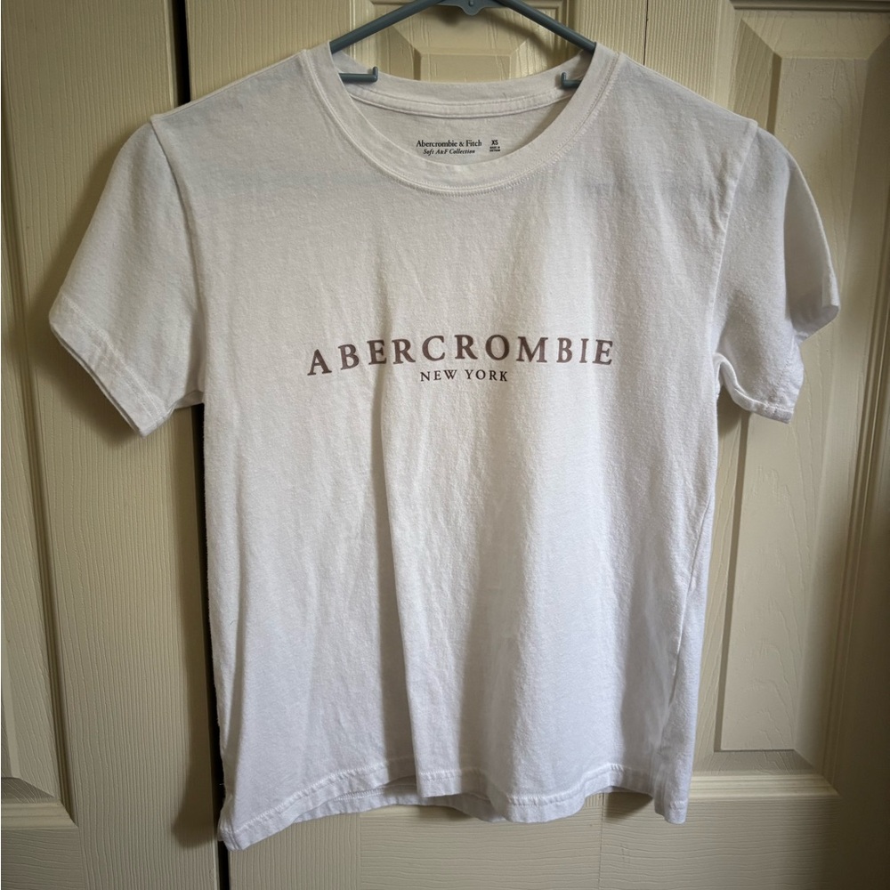 Abercrombie and Fitch Basic T-shirt